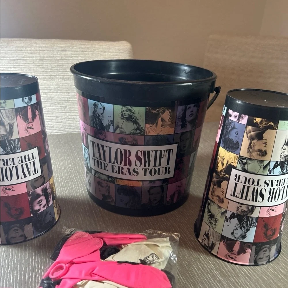 Taylor Swift Party Set with Pink and Black Accents‎